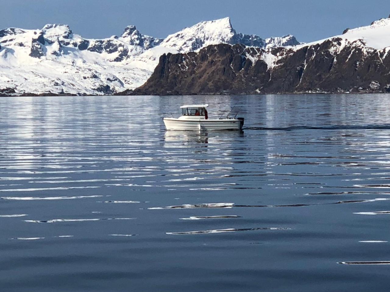 Lofoten Havfiske Leknes Exterior photo