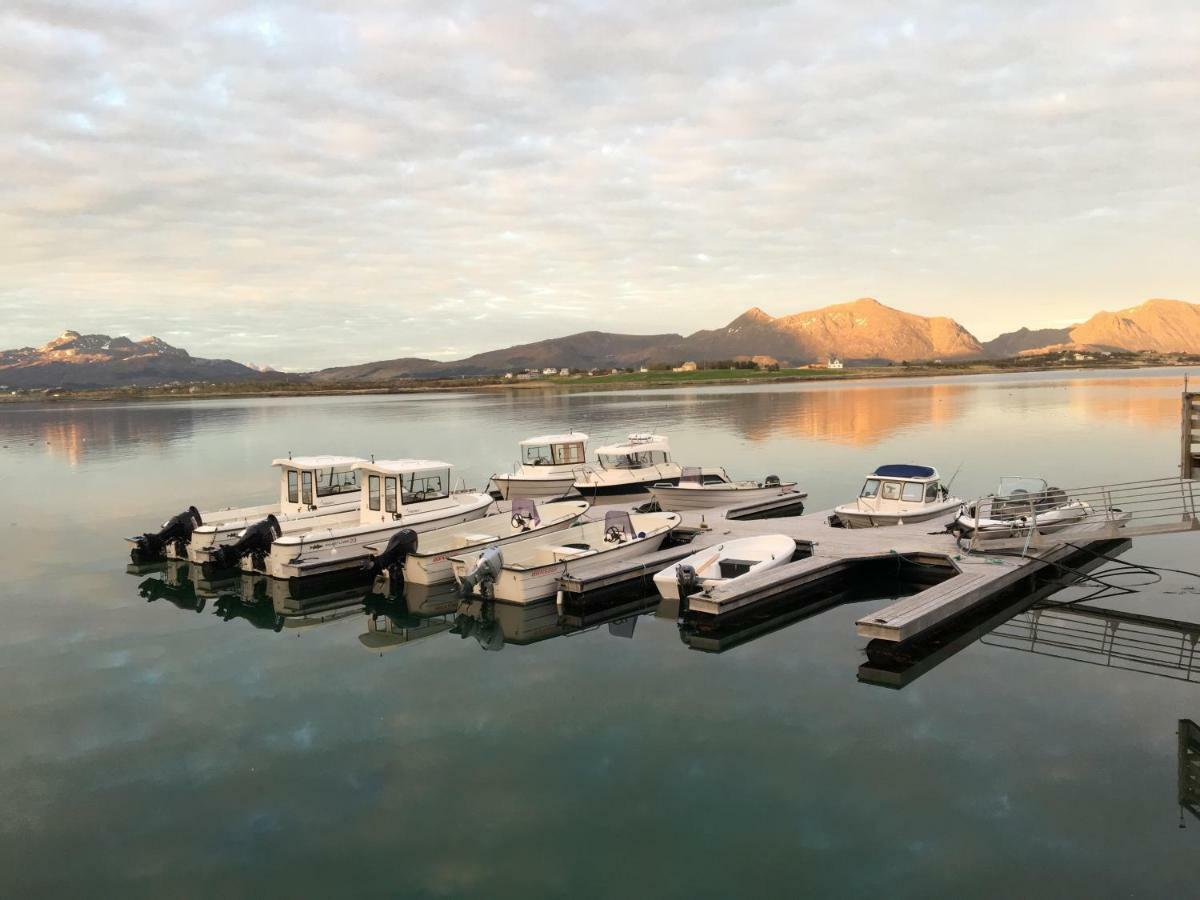 Lofoten Havfiske Leknes Exterior photo